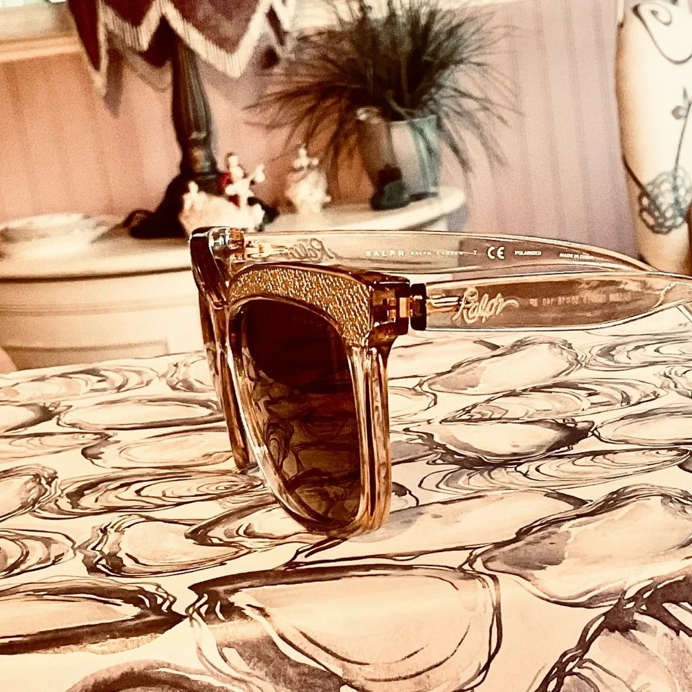 RALPH LAUREN CAT-EYE SUNGLASSES - Picture 7 of 9